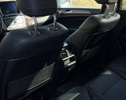 Серый Мерседес ГЛ-класс, объемом двигателя 3 л и пробегом 65 тыс. км за 38000 $, фото 7 на Automoto.ua