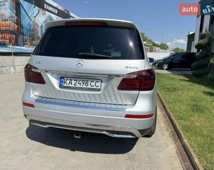 Серый Мерседес ГЛ-класс, объемом двигателя 3 л и пробегом 236 тыс. км за 18900 $, фото 20 на Automoto.ua