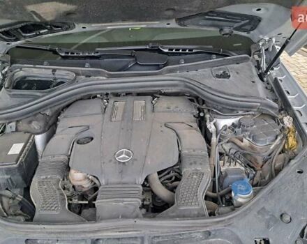 Серый Мерседес ГЛ-класс, объемом двигателя 3 л и пробегом 241 тыс. км за 25500 $, фото 18 на Automoto.ua