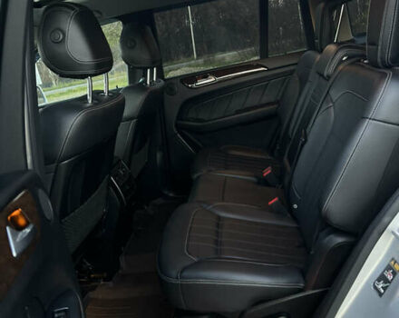 Сірий Мерседес ГЛ-Клас, об'ємом двигуна 2.99 л та пробігом 246 тис. км за 26900 $, фото 35 на Automoto.ua