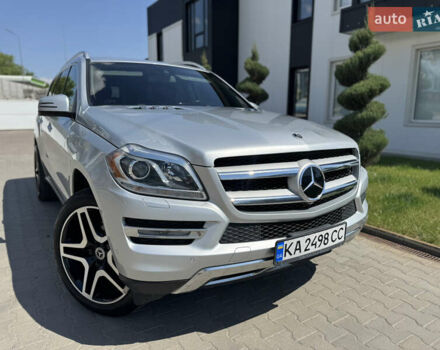 Серый Мерседес ГЛ-класс, объемом двигателя 3 л и пробегом 236 тыс. км за 18900 $, фото 3 на Automoto.ua