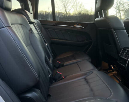 Сірий Мерседес ГЛ-Клас, об'ємом двигуна 2.99 л та пробігом 246 тис. км за 26900 $, фото 23 на Automoto.ua