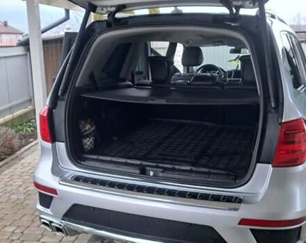 Серый Мерседес ГЛ-класс, объемом двигателя 3 л и пробегом 241 тыс. км за 25500 $, фото 21 на Automoto.ua