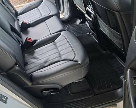 Серый Мерседес ГЛ-класс, объемом двигателя 3 л и пробегом 241 тыс. км за 25500 $, фото 19 на Automoto.ua