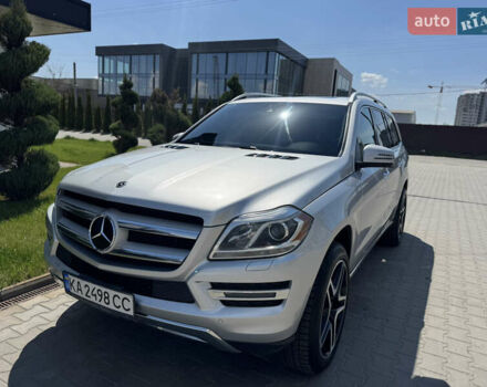 Серый Мерседес ГЛ-класс, объемом двигателя 3 л и пробегом 236 тыс. км за 18900 $, фото 11 на Automoto.ua