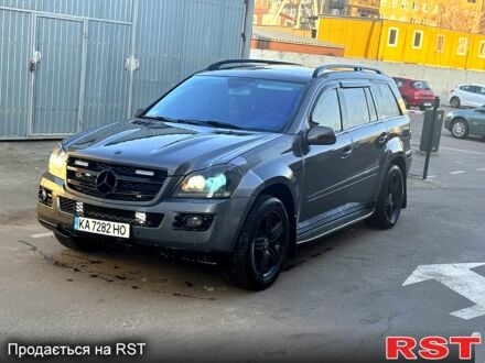 Сірий Мерседес ГЛ-Клас, об'ємом двигуна 4.7 л та пробігом 250 тис. км за 11500 $, фото 1 на Automoto.ua