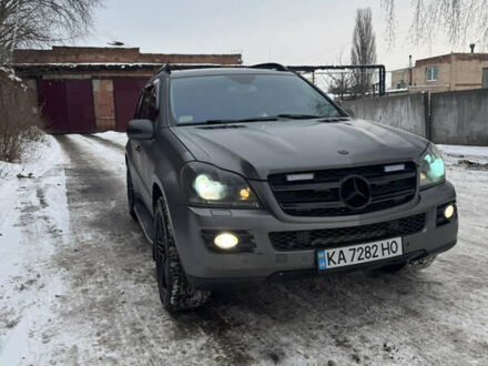 Серый Мерседес ГЛ-класс, объемом двигателя 4.66 л и пробегом 340 тыс. км за 9500 $, фото 1 на Automoto.ua