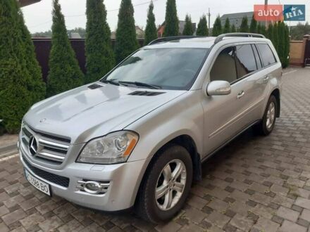 Сірий Мерседес ГЛ-Клас, об'ємом двигуна 4.7 л та пробігом 232 тис. км за 11000 $, фото 1 на Automoto.ua