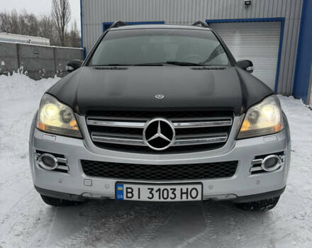 Сірий Мерседес ГЛ-Клас, об'ємом двигуна 4.66 л та пробігом 280 тис. км за 9200 $, фото 1 на Automoto.ua