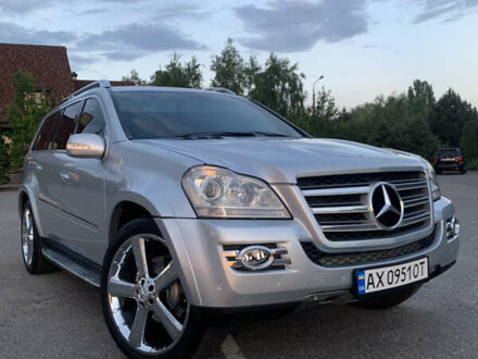 Мерседес ГЛ-класс 2008 в Харькове на Automoto.ua Серый Мерседес ГЛ-класс, объемом двигателя 5.46 л и пробегом 270 тыс. км за 14100 $, фото 1 на Automoto.ua