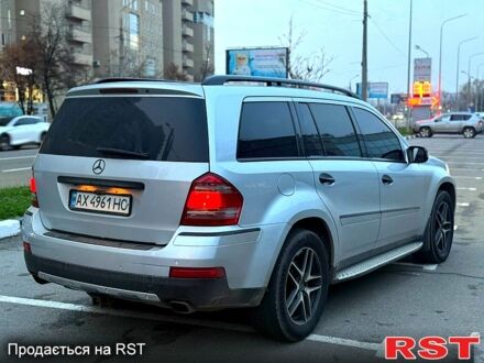 Сірий Мерседес ГЛ-Клас, об'ємом двигуна 3 л та пробігом 300 тис. км за 15000 $, фото 1 на Automoto.ua