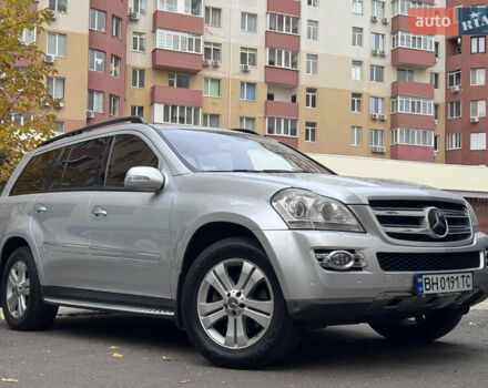 Серый Мерседес ГЛ-класс, объемом двигателя 4.66 л и пробегом 186 тыс. км за 13999 $, фото 1 на Automoto.ua