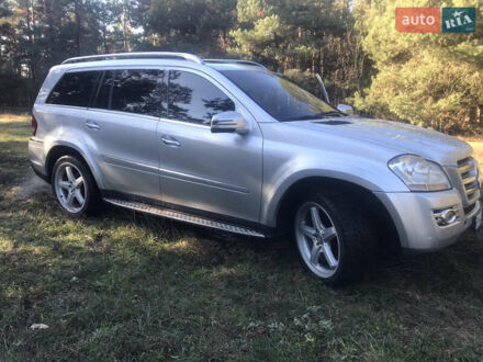Мерседес ГЛ-класс 2008 в Одессе на Automoto.ua Серый Мерседес ГЛ-класс, объемом двигателя 5.46 л и пробегом 350 тыс. км за 12000 $, фото 1 на Automoto.ua