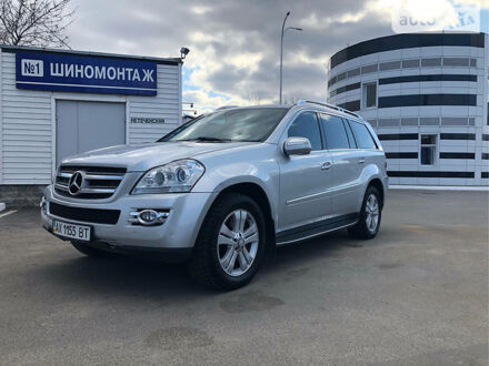 Мерседес ГЛ-класс 2008 в Харькове на Automoto.ua Серый Мерседес ГЛ-класс, объемом двигателя 5.5 л и пробегом 360 тыс. км за 11000 $, фото 1 на Automoto.ua