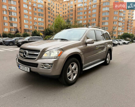 Серый Мерседес ГЛ-класс, объемом двигателя 4.66 л и пробегом 150 тыс. км за 17500 $, фото 1 на Automoto.ua