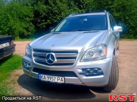 Серый Мерседес ГЛ-класс, объемом двигателя 3 л и пробегом 250 тыс. км за 15200 $, фото 1 на Automoto.ua