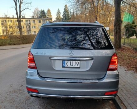 Серый Мерседес ГЛ-класс, объемом двигателя 4.7 л и пробегом 260 тыс. км за 20582 $, фото 1 на Automoto.ua