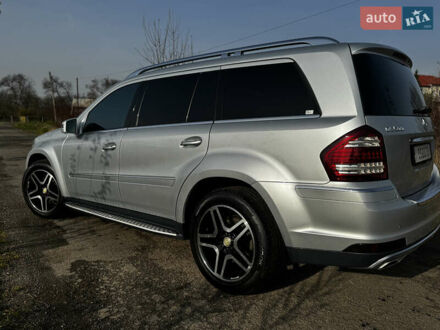 Серый Мерседес ГЛ-класс, объемом двигателя 5.5 л и пробегом 208 тыс. км за 16800 $, фото 1 на Automoto.ua