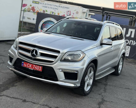 Серый Мерседес ГЛ-класс, объемом двигателя 3 л и пробегом 226 тыс. км за 24400 $, фото 1 на Automoto.ua