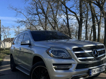 Серый Мерседес ГЛ-класс, объемом двигателя 2.99 л и пробегом 251 тыс. км за 24500 $, фото 1 на Automoto.ua