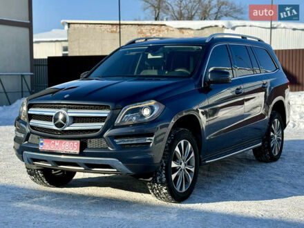 Серый Мерседес ГЛ-класс, объемом двигателя 3 л и пробегом 180 тыс. км за 24500 $, фото 1 на Automoto.ua