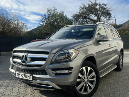 Серый Мерседес ГЛ-класс, объемом двигателя 3 л и пробегом 140 тыс. км за 29999 $, фото 1 на Automoto.ua