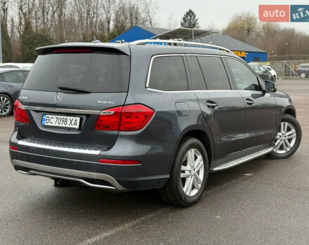 Серый Мерседес ГЛ-класс, объемом двигателя 2.99 л и пробегом 224 тыс. км за 25500 $, фото 1 на Automoto.ua