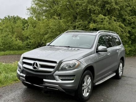 Серый Мерседес ГЛ-класс, объемом двигателя 0 л и пробегом 246 тыс. км за 26000 $, фото 1 на Automoto.ua