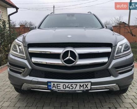 Серый Мерседес ГЛ-класс, объемом двигателя 4.7 л и пробегом 281 тыс. км за 21500 $, фото 1 на Automoto.ua