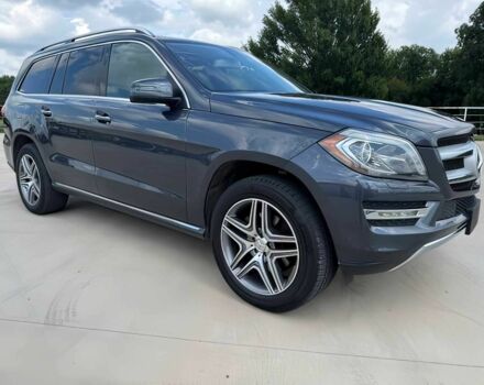 Серый Мерседес ГЛ-класс, объемом двигателя 3 л и пробегом 73 тыс. км за 13000 $, фото 1 на Automoto.ua