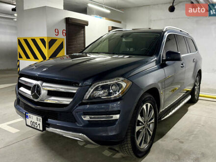 Серый Мерседес ГЛ-класс, объемом двигателя 3 л и пробегом 172 тыс. км за 21000 $, фото 1 на Automoto.ua