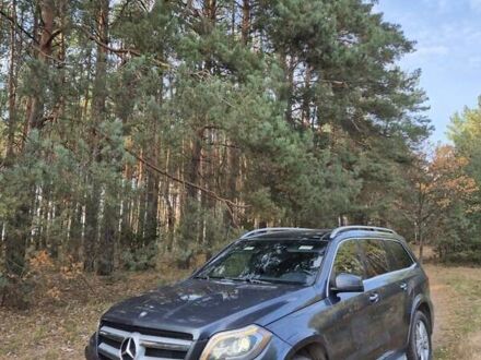 Серый Мерседес ГЛ-класс, объемом двигателя 3 л и пробегом 237 тыс. км за 25555 $, фото 1 на Automoto.ua