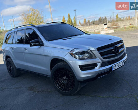 Серый Мерседес ГЛ-класс, объемом двигателя 2.99 л и пробегом 129 тыс. км за 25700 $, фото 1 на Automoto.ua
