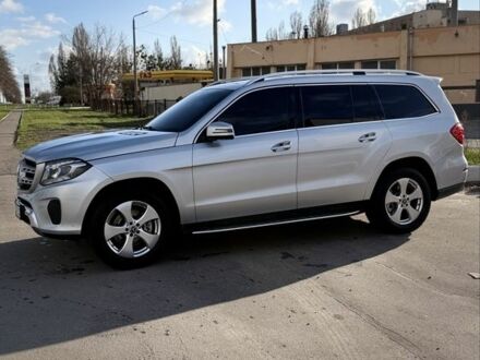 Серый Мерседес ГЛ-класс, объемом двигателя 3 л и пробегом 150 тыс. км за 30000 $, фото 1 на Automoto.ua