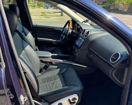 Синий Мерседес ГЛ-класс, объемом двигателя 4.66 л и пробегом 273 тыс. км за 13999 $, фото 11 на Automoto.ua
