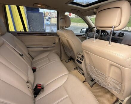 Синий Мерседес ГЛ-класс, объемом двигателя 3 л и пробегом 297 тыс. км за 25600 $, фото 14 на Automoto.ua