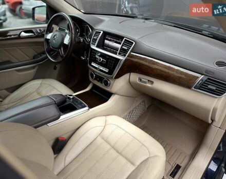 Синий Мерседес ГЛ-класс, объемом двигателя 3 л и пробегом 271 тыс. км за 21500 $, фото 59 на Automoto.ua