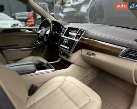 Синий Мерседес ГЛ-класс, объемом двигателя 3 л и пробегом 271 тыс. км за 21500 $, фото 55 на Automoto.ua