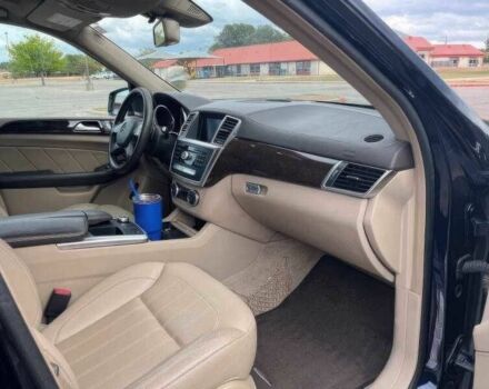 Синий Мерседес ГЛ-класс, объемом двигателя 3 л и пробегом 134 тыс. км за 13200 $, фото 11 на Automoto.ua