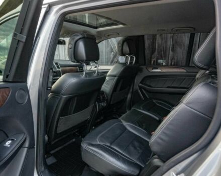 Синий Мерседес ГЛ-класс, объемом двигателя 3 л и пробегом 76 тыс. км за 3000 $, фото 9 на Automoto.ua