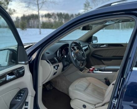 Синий Мерседес ГЛ-класс, объемом двигателя 3 л и пробегом 152 тыс. км за 20900 $, фото 12 на Automoto.ua