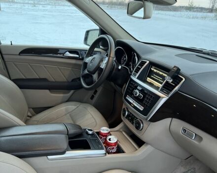 Синий Мерседес ГЛ-класс, объемом двигателя 3 л и пробегом 152 тыс. км за 20900 $, фото 20 на Automoto.ua