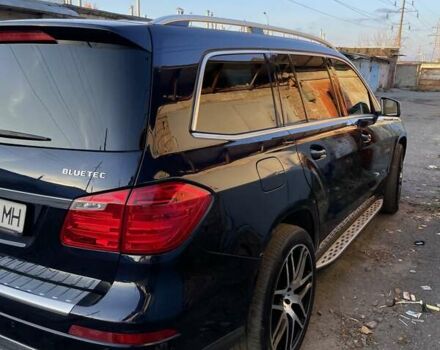 Синий Мерседес ГЛ-класс, объемом двигателя 3 л и пробегом 220 тыс. км за 24000 $, фото 1 на Automoto.ua