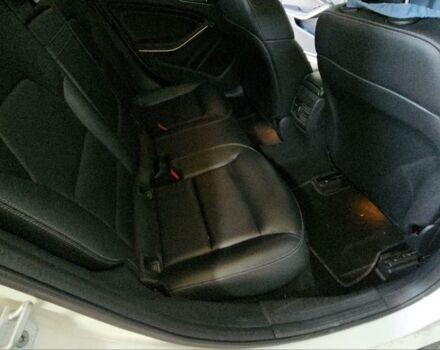 Белый Мерседес ГЛA 200, объемом двигателя 2.2 л и пробегом 127 тыс. км за 16300 $, фото 14 на Automoto.ua