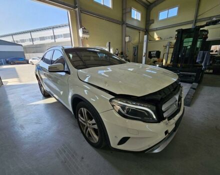 Белый Мерседес ГЛA 200, объемом двигателя 2.2 л и пробегом 127 тыс. км за 16300 $, фото 2 на Automoto.ua