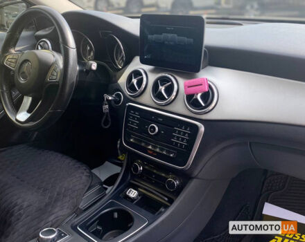Белый Мерседес GLA 220, объемом двигателя 2.1 л и пробегом 220 тыс. км за 24900 $, фото 16 на Automoto.ua