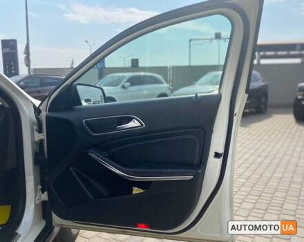 Белый Мерседес GLA 220, объемом двигателя 2.1 л и пробегом 220 тыс. км за 24900 $, фото 21 на Automoto.ua
