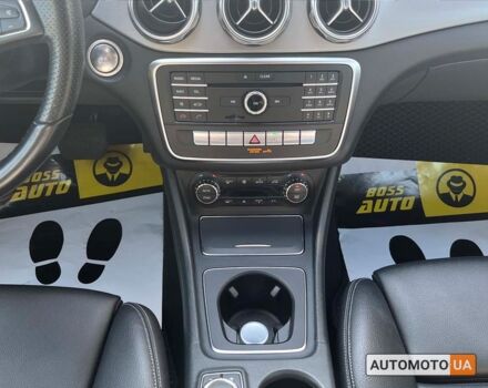 Белый Мерседес GLA 250, объемом двигателя 2 л и пробегом 69 тыс. км за 25700 $, фото 19 на Automoto.ua