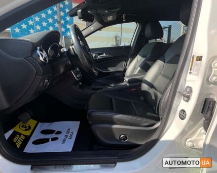 Белый Мерседес GLA 250, объемом двигателя 2 л и пробегом 69 тыс. км за 25700 $, фото 10 на Automoto.ua