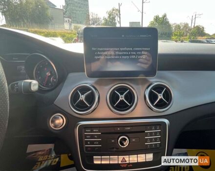 Белый Мерседес GLA 250, объемом двигателя 2 л и пробегом 69 тыс. км за 25700 $, фото 24 на Automoto.ua